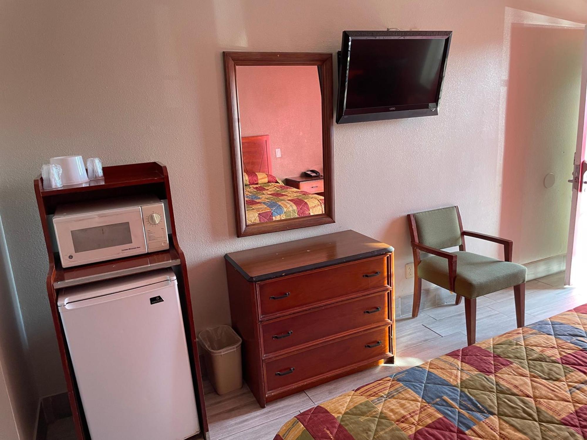 كورونا، ريفيرسيدي، كاليفورنيا Heritage Inn And Suites المظهر الخارجي الصورة